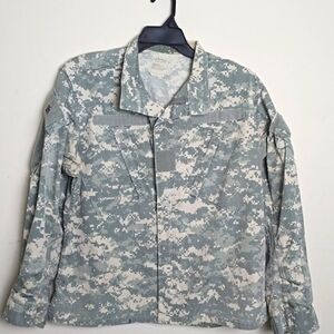 Men's or Women US Army  Combat Uniform